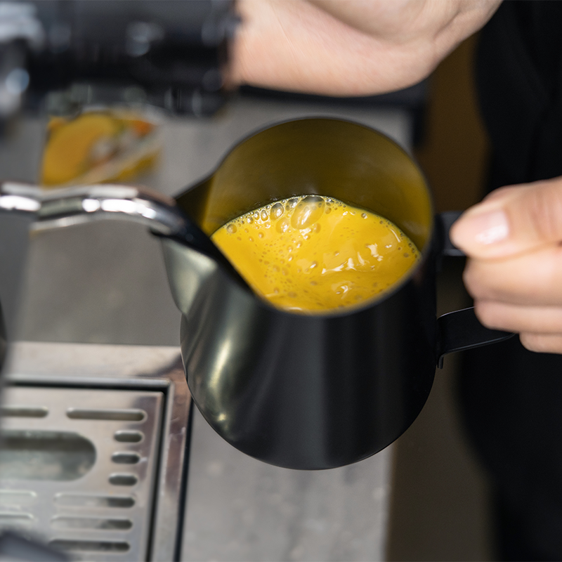 Makadamijos riešutų gėrimas TURMERIC