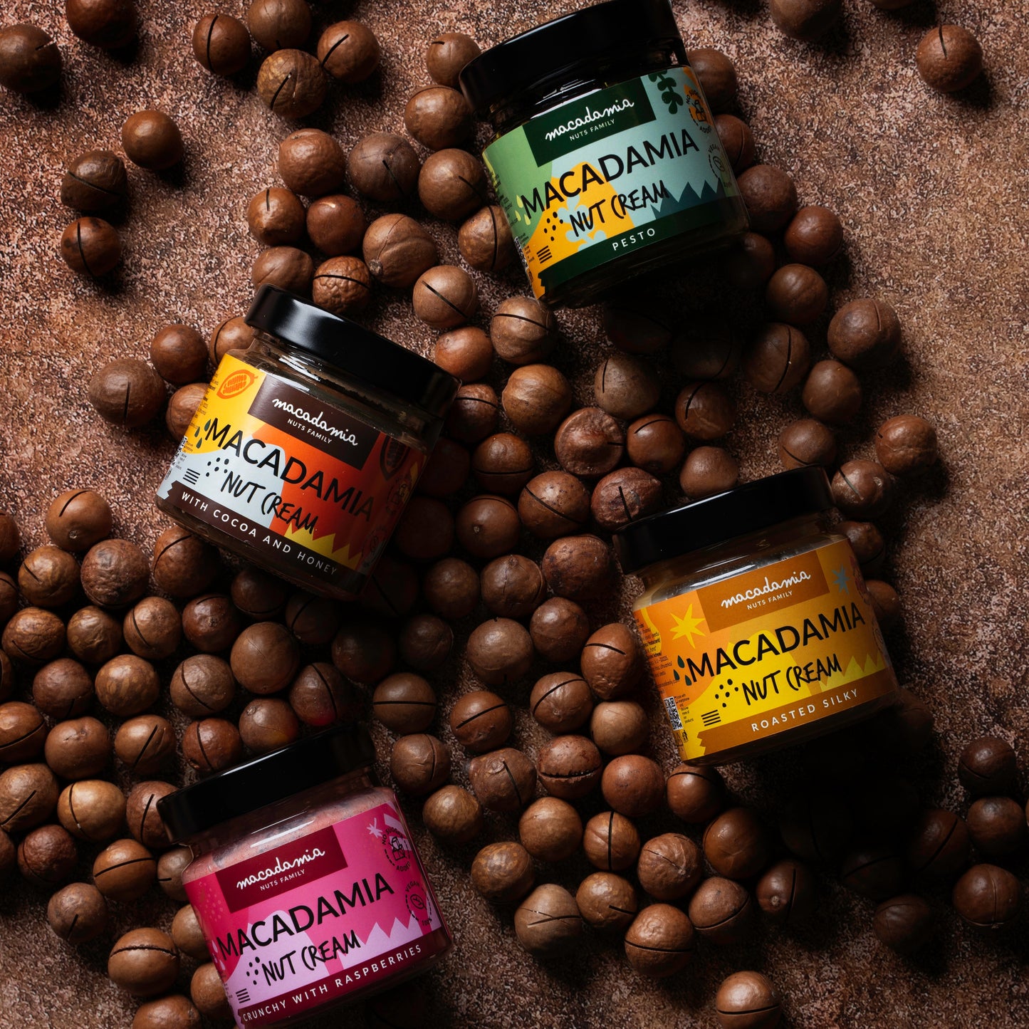 Makadamijų riešutų kremas su kakava ir medumi